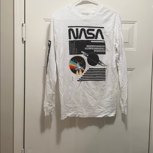 BUZZALDRIN NASA WHITE GRAPHIC LONG SLEEVE